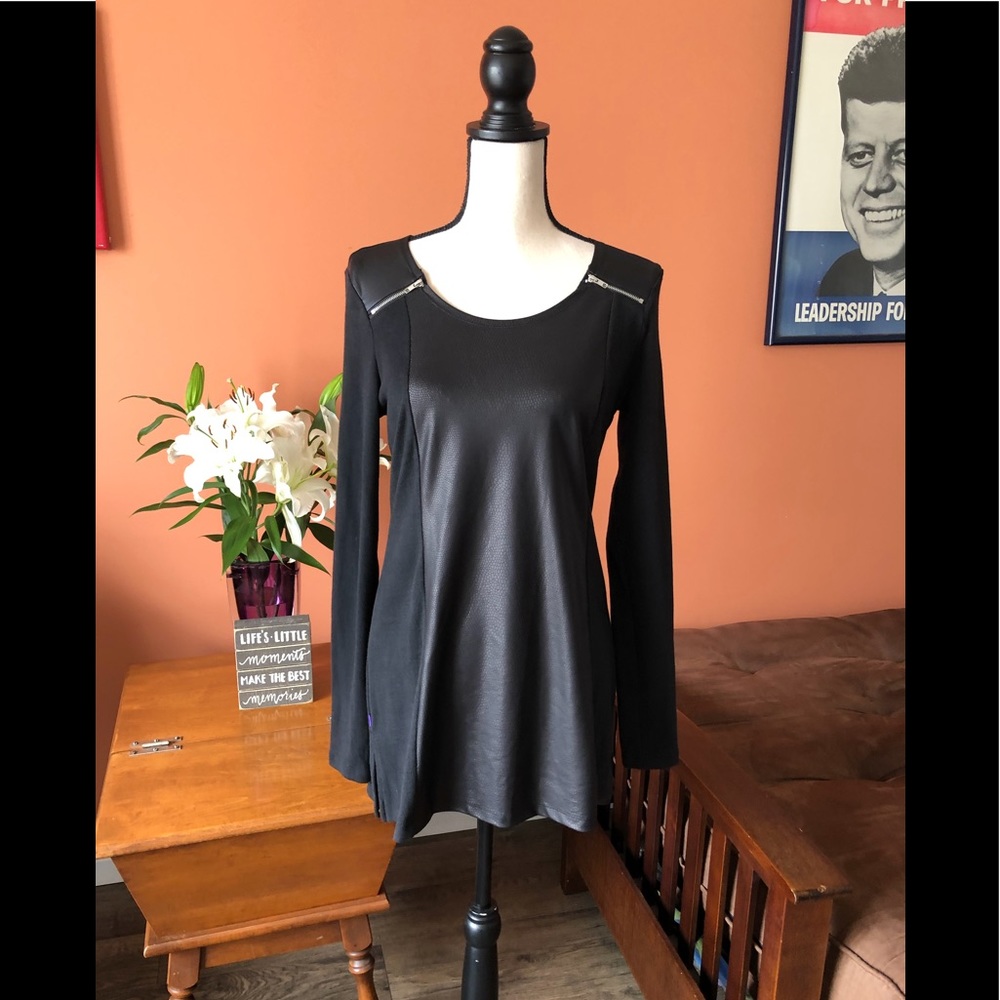 P LUCA MILANO funky black tunic style top